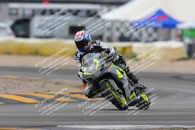 media/Jan-15-2023-SoCal Trackdays (Sun) [[c1237a034a]]/Turn 2 Set 2 (1155am)/